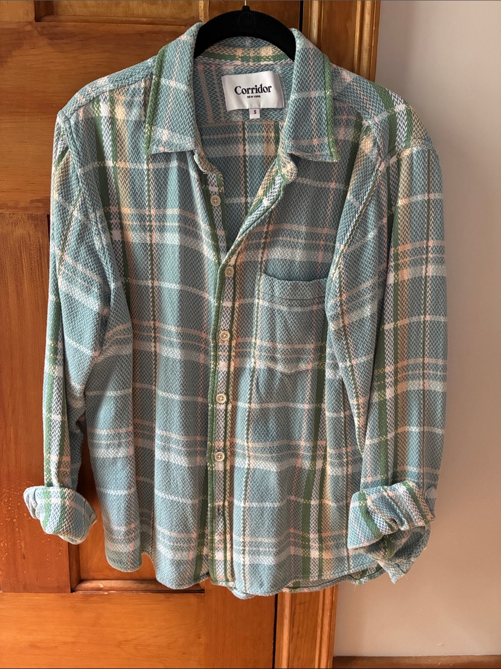 Corridor Men's Green Plaid Casual Button-Down Shirt